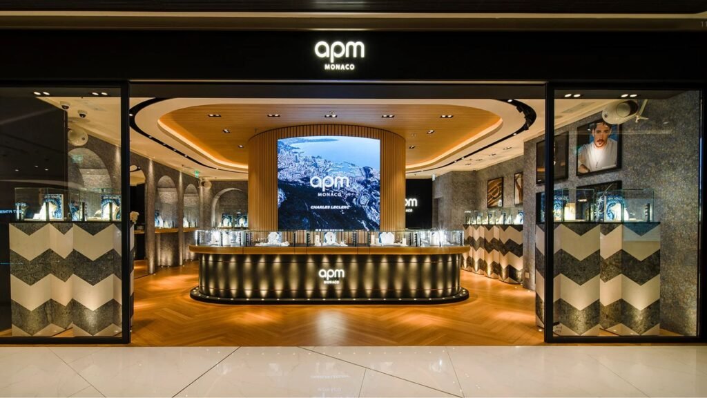 APM Monaco 